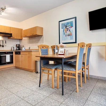 Haus Frohsinn - 1 * בינץ